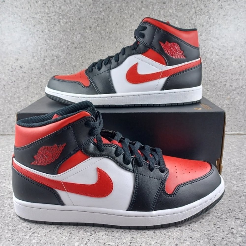 Nike Air Jordan 1 Mid Red White Black Bred Toe Sneakers - Men's Size 11 Shoes